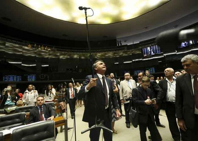 Bolsonaro: ida do parlamentar para o PSL afastou integrantes do movimento Livres, como a economista Elena Landau (foto: Marcelo Camargo/Agencia Brasil ) Bolsonaro: ida do parlamentar para o PSL afastou integrantes do movimento Livres, como a economista Elena Landau (foto: Marcelo Camargo/Agencia Brasil )