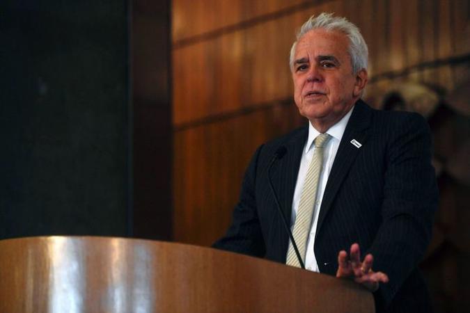 Após reunião na Casa Civil, Castello Branco negou subvenção do diesel: Após reunião na Casa Civil, Castello Branco negou subvenção do diesel: