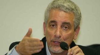 Henrique Pizzolato, ex-diretor do Banco do Brasil, foi condenado na ação penal 470, conhecida como Mensalão do PT(foto: Reprodução/Internet) Henrique Pizzolato, ex-diretor do Banco do Brasil, foi condenado na ação penal 470, conhecida como Mensalão do PT(foto: Reprodução/Internet)