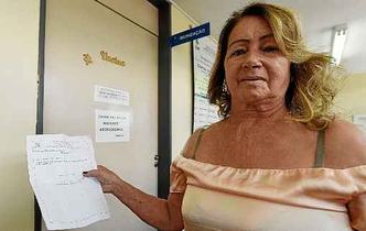 Por ter mais de 60 anos, Zoraide buscou recomendação médica para se imunizar antes de viajar para a China(foto: Ed Alves/CB/D.A Press) Por ter mais de 60 anos, Zoraide buscou recomendação médica para se imunizar antes de viajar para a China(foto: Ed Alves/CB/D.A Press)