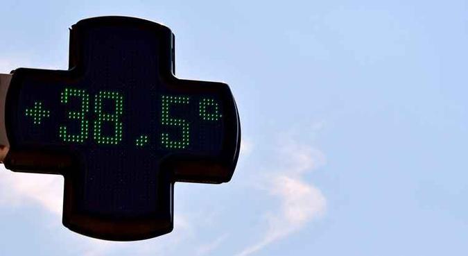 A Europa registrou temperaturas quase recordistas(foto: Pascal Pavani/ AFP) A Europa registrou temperaturas quase recordistas(foto: Pascal Pavani/ AFP)
