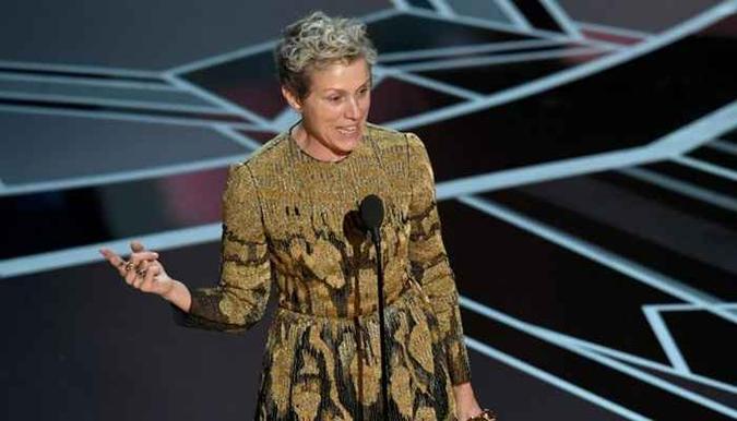 No palco do Oscar, Frances McDormand pediu apoio pela política do Inclusion rider(foto: KEVIN WINTER) No palco do Oscar, Frances McDormand pediu apoio pela política do Inclusion rider(foto: KEVIN WINTER)