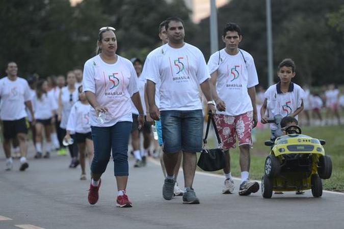 Vinte minutos de caminhada por dia ajudam a prevenir a doença(foto: Agência Brasil) Vinte minutos de caminhada por dia ajudam a prevenir a doença(foto: Agência Brasil)