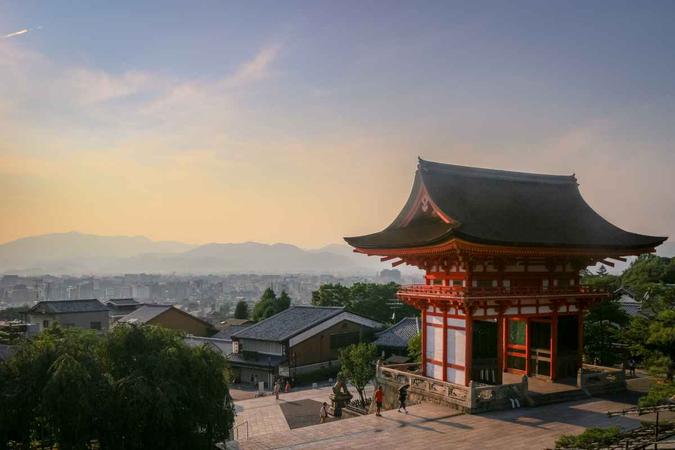 Na capital do Japão, Kyoto, é possível conhecer diversos templos (foto: Simon/Flcikr) Na capital do Japão, Kyoto, é possível conhecer diversos templos (foto: Simon/Flcikr)