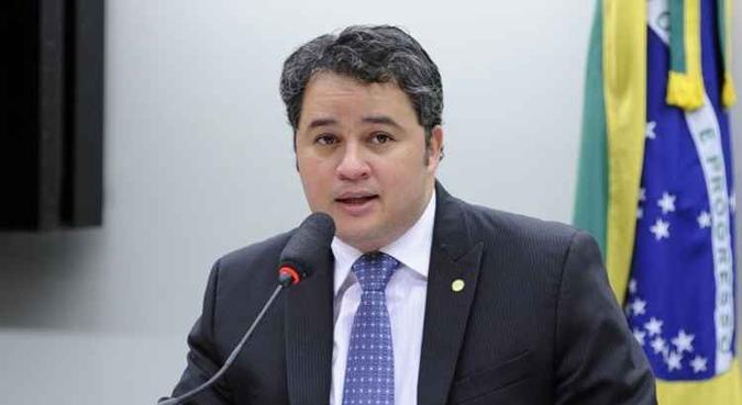 O primeiro item da pauta é o relatório do deputado Efraim Filho(foto: Lucio Bernardo Jr./Câmara dos Deputados) O primeiro item da pauta é o relatório do deputado Efraim Filho(foto: Lucio Bernardo Jr./Câmara dos Deputados)