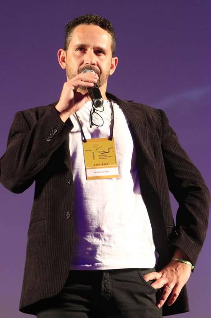 O diretor Aly Muritiba competirá em Sundance, com o filme Ferrugem (foto: Internet / Reprodução) O diretor Aly Muritiba competirá em Sundance, com o filme Ferrugem (foto: Internet / Reprodução)
