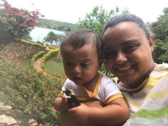 A advogada Tatiana da Silva Marques aguarda a entrega dos laudos de DNA e da causa da morte para se despedir do filho (foto: Facebook/ reprodução ) A advogada Tatiana da Silva Marques aguarda a entrega dos laudos de DNA e da causa da morte para se despedir do filho (foto: Facebook/ reprodução )