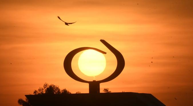 A temperatura máxima pode chegar a 35ºC no período da tarde(foto: Ed Alves/CB/ DA Press) A temperatura máxima pode chegar a 35ºC no período da tarde(foto: Ed Alves/CB/ DA Press)