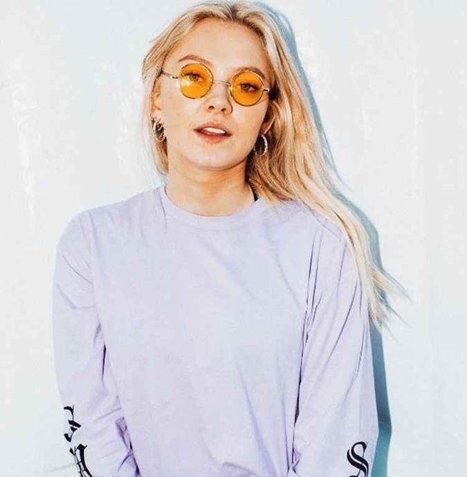 Astrid S, a teen sensação da Noruega (foto: Reprodução/Facebook) Astrid S, a teen sensação da Noruega (foto: Reprodução/Facebook)