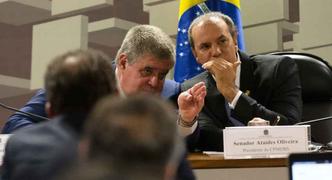 A reunião desta terça da CPI foi marcada pela polêmica em torno da escolha do deputado Carlos Marun, um dos que receberam doação da JBS, como relator(foto: Lula Marques/AGPT) A reunião desta terça da CPI foi marcada pela polêmica em torno da escolha do deputado Carlos Marun, um dos que receberam doação da JBS, como relator(foto: Lula Marques/AGPT)