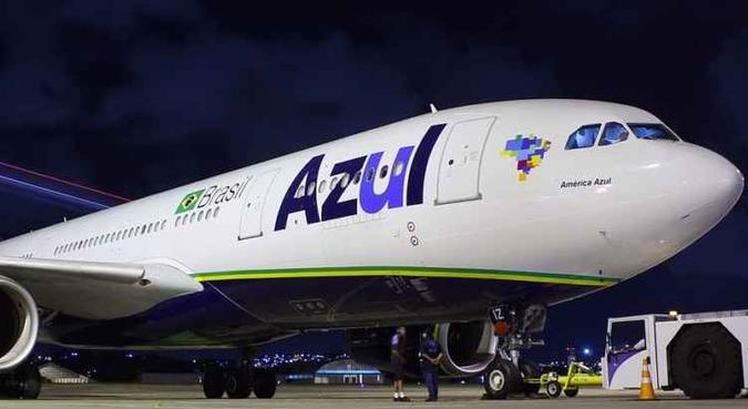 Avião da Azul se preparando para decolar(foto: César Novaes) Avião da Azul se preparando para decolar(foto: César Novaes)