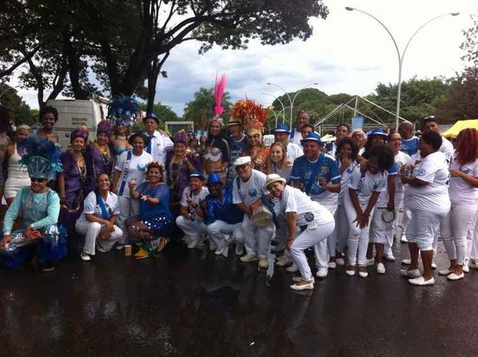 Bateria da Aruc chega ao Galinho, no Setor de Autarquias Sul (foto: Renato Souza/Esp. CB/D.A. Press) Bateria da Aruc chega ao Galinho, no Setor de Autarquias Sul (foto: Renato Souza/Esp. CB/D.A. Press)