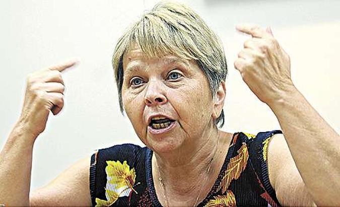 Elena possui diversos trabalhos científicos nas áreas da psicologia e da educação(foto: Gustavo Moreno/CB/D.A Press) Elena possui diversos trabalhos científicos nas áreas da psicologia e da educação(foto: Gustavo Moreno/CB/D.A Press)