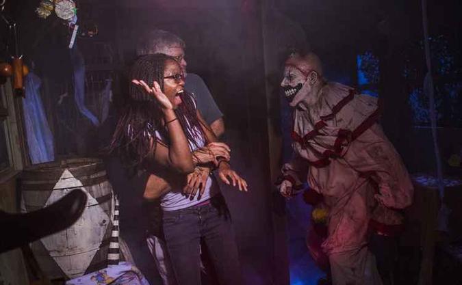 A regra mais rígida é não tocar nos personagens. E vice-versa(foto: Universal Studios/Divulgação) A regra mais rígida é não tocar nos personagens. E vice-versa(foto: Universal Studios/Divulgação)