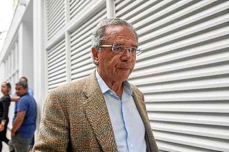 Paulo Guedes, o homem da economia: movimentos iniciais para o mercado(foto: Mauro Pimentel/AFP) Paulo Guedes, o homem da economia: movimentos iniciais para o mercado(foto: Mauro Pimentel/AFP)