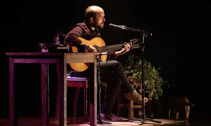 'Cantautores' é uma iniciativa de Túlio Borges que tem como foco produções autorais(foto: Artur Dias/Divulgação) 'Cantautores' é uma iniciativa de Túlio Borges que tem como foco produções autorais(foto: Artur Dias/Divulgação)