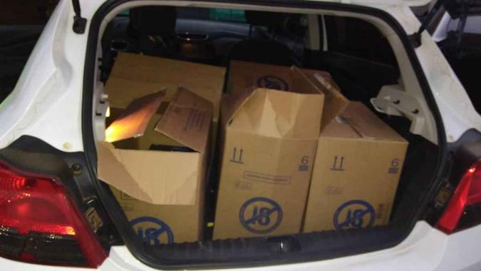 De acordo com o apurado, os integrantes dessa quadrilha foram responsáveis por diversos crimes de roubo de carga de cigarros no Distrito Federal e no Entorno(foto: Divulgação/PCDF) De acordo com o apurado, os integrantes dessa quadrilha foram responsáveis por diversos crimes de roubo de carga de cigarros no Distrito Federal e no Entorno(foto: Divulgação/PCDF)