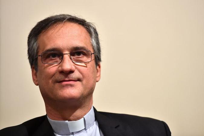 Vigano já havia acusado o Papa de ter encoberto por cinco anos o cardeal Theodore McCarrick, acusado de abusos sexuais(foto: AFP / Gabriel Bouys) Vigano já havia acusado o Papa de ter encoberto por cinco anos o cardeal Theodore McCarrick, acusado de abusos sexuais(foto: AFP / Gabriel Bouys)