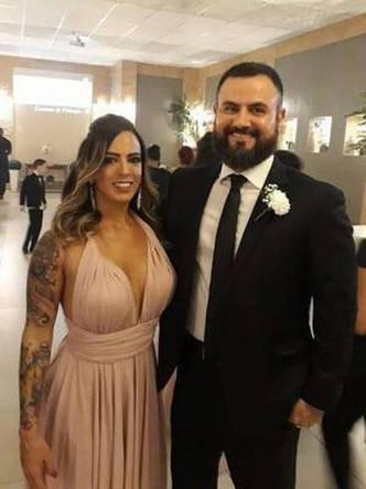 Segundo a Polícia Civil, os dois foram encontrados com marcas de tiros no apartamento(foto: Facebook/Reprodução) Segundo a Polícia Civil, os dois foram encontrados com marcas de tiros no apartamento(foto: Facebook/Reprodução)