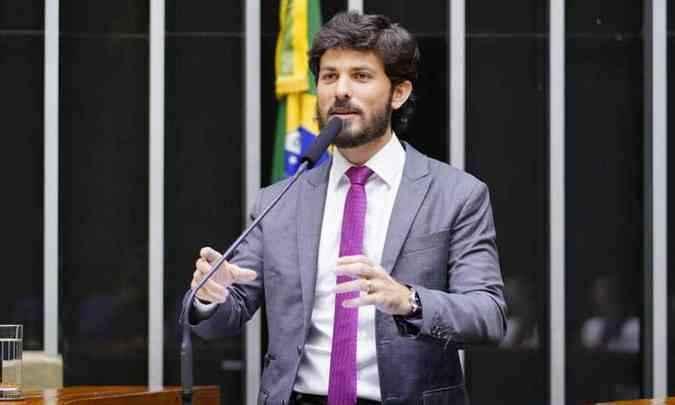 Marcelo Aro relatou o texto do auxílio emergencial durante a tramitação na Câmara Federal(foto: Luis Macedo/Câmara dos Deputados) Marcelo Aro relatou o texto do auxílio emergencial durante a tramitação na Câmara Federal(foto: Luis Macedo/Câmara dos Deputados)