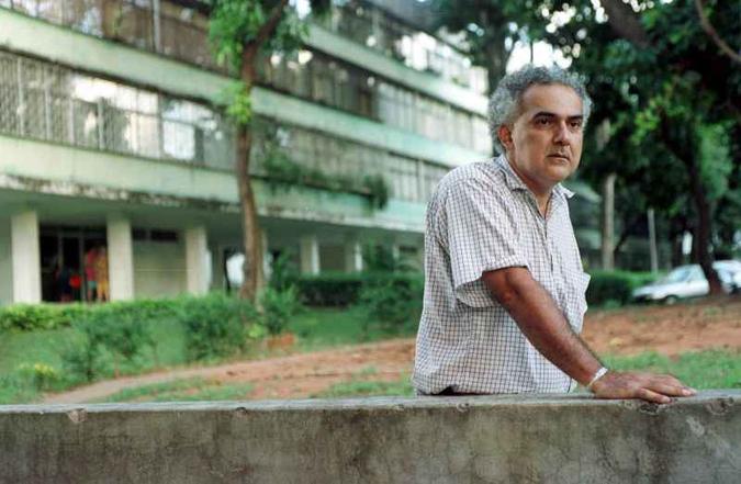 Milton Hatoum viveu em Brasília nos anos 1970, época de repressão ao pensamento(foto: Ricardo Borba/CB/D.A Press) Milton Hatoum viveu em Brasília nos anos 1970, época de repressão ao pensamento(foto: Ricardo Borba/CB/D.A Press)