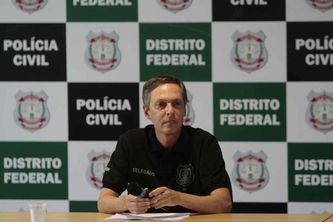 Delegado Leandro Ritt, da Divisão de Repressão ao Sequestro, está no comando das investigações(foto: Ana Rayssa/Esp. CB/D.A Press) Delegado Leandro Ritt, da Divisão de Repressão ao Sequestro, está no comando das investigações(foto: Ana Rayssa/Esp. CB/D.A Press)
