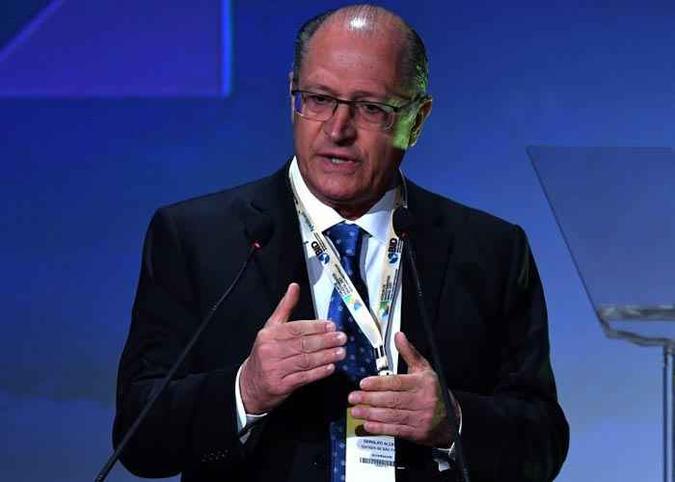 Alckmin: governo acredita que o governador não se esforçou como poderia (foto: AFP / NELSON ALMEIDA ) Alckmin: governo acredita que o governador não se esforçou como poderia (foto: AFP / NELSON ALMEIDA )