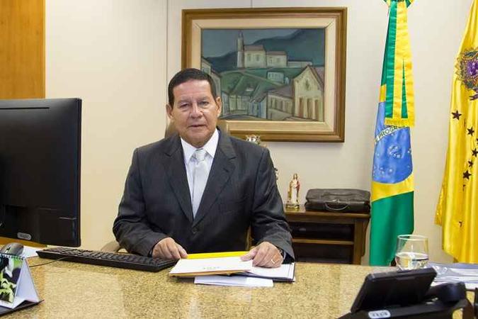 General Hamilton Mourão, no exercício da Presidência da República(foto: Romério Cunha/VPR) General Hamilton Mourão, no exercício da Presidência da República(foto: Romério Cunha/VPR)