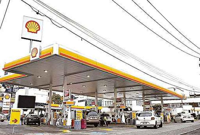 Postos Shell, nos quais a Cosan é sócia, já começaram a aceitar a Payly no interior de São Paulo(foto: Alfredo Estrella/AFP - 6/9/17) Postos Shell, nos quais a Cosan é sócia, já começaram a aceitar a Payly no interior de São Paulo(foto: Alfredo Estrella/AFP - 6/9/17)