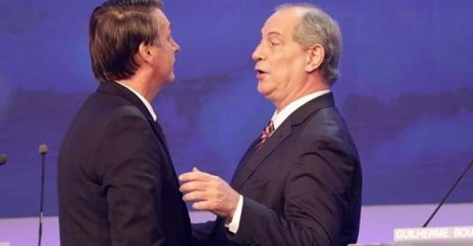 Segundo Ciro, o candidato do PSL foi ferido na barriga, mas não mudou nada na cabeça. (foto: Kelly Fuzaro/ Band) Segundo Ciro, o candidato do PSL foi ferido na barriga, mas não mudou nada na cabeça. (foto: Kelly Fuzaro/ Band)