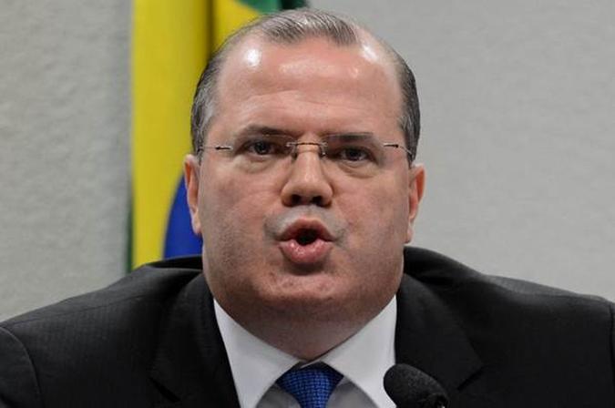 Tombini apresentou uma palestra sobre as perspectivas para a economia brasileira em 2014(foto: Antonio Cruz/Agencia Brasil.) Tombini apresentou uma palestra sobre as perspectivas para a economia brasileira em 2014(foto: Antonio Cruz/Agencia Brasil.)