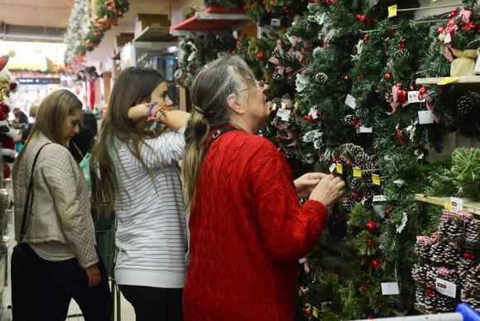 Consumidores esperam inflação de 5,9%, o menor nível desde os 5,8% de fevereiro de 2008(foto: Rovena Rosa/Agência Brasil ) Consumidores esperam inflação de 5,9%, o menor nível desde os 5,8% de fevereiro de 2008(foto: Rovena Rosa/Agência Brasil )