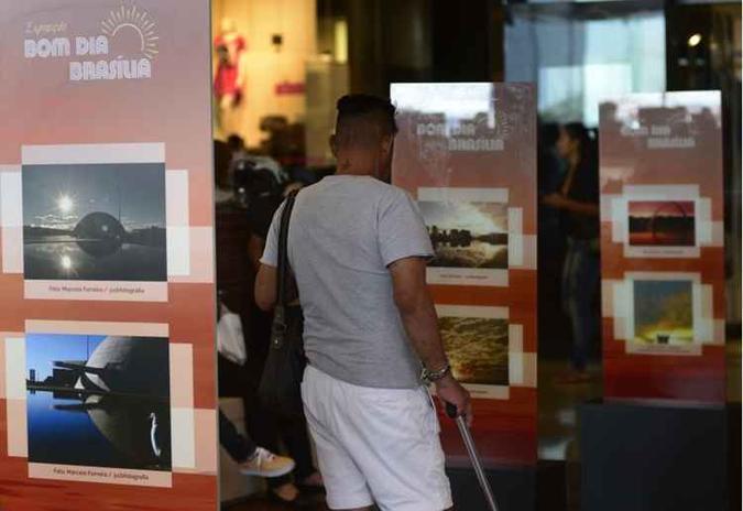 A exposição fica em cartaz até 5 de março e tem chamado a atenção de quem passa pelo Conjunto Nacional(foto: Ed Alves/CB/D.A Press) A exposição fica em cartaz até 5 de março e tem chamado a atenção de quem passa pelo Conjunto Nacional(foto: Ed Alves/CB/D.A Press)