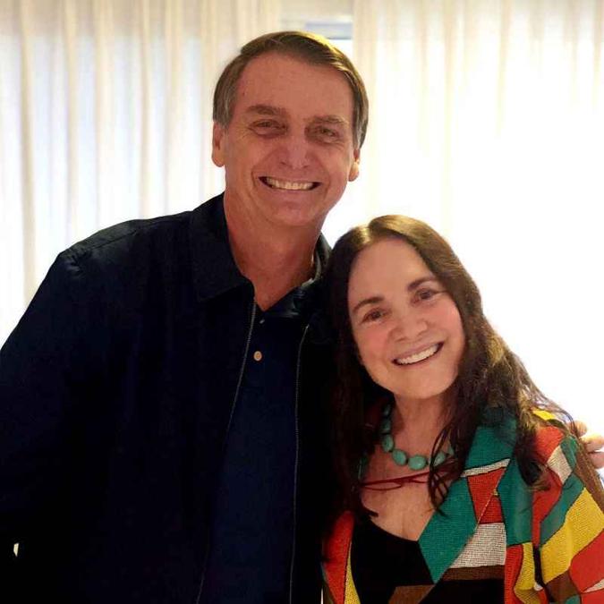 Durante a campanha eleitoral, Bolsonaro postou foto em uma rede social com a Durante a campanha eleitoral, Bolsonaro postou foto em uma rede social com a