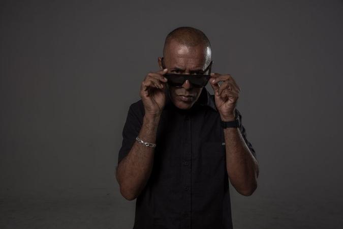 O rapper Gog se apresenta pelo Facebook às 22h30(foto: Rafael Berezinski/Divulgação) O rapper Gog se apresenta pelo Facebook às 22h30(foto: Rafael Berezinski/Divulgação)