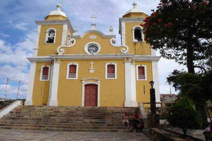 A igreja matriz foi erguida ao lado da gruta(foto: LeonardoG/Wikipedia Commons) A igreja matriz foi erguida ao lado da gruta(foto: LeonardoG/Wikipedia Commons)