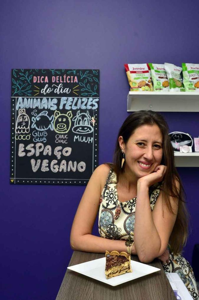 Camila resume o veganismo: %u201CNão se trata de uma dieta, mas, sim, de uma questão de respeito pelos animais(foto: Marcelo Ferreira/CB/D.A Press) Camila resume o veganismo: %u201CNão se trata de uma dieta, mas, sim, de uma questão de respeito pelos animais(foto: Marcelo Ferreira/CB/D.A Press)