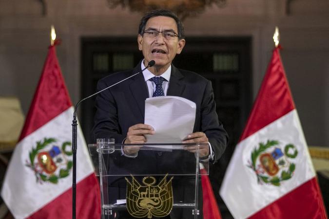 Peru vive crise política entre o governo e oposição no Legislativo desde as últimas eleições gerias, em 2016(foto: JUAN PABLO AZABACHE/AFP) Peru vive crise política entre o governo e oposição no Legislativo desde as últimas eleições gerias, em 2016(foto: JUAN PABLO AZABACHE/AFP)