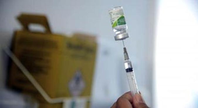 A Campanha Nacional de Vacinação contra a Gripe deve começar na segunda quinzena deste mês (foto: Tânia Rêgo/Arquivo Agência Brasil ) A Campanha Nacional de Vacinação contra a Gripe deve começar na segunda quinzena deste mês (foto: Tânia Rêgo/Arquivo Agência Brasil )