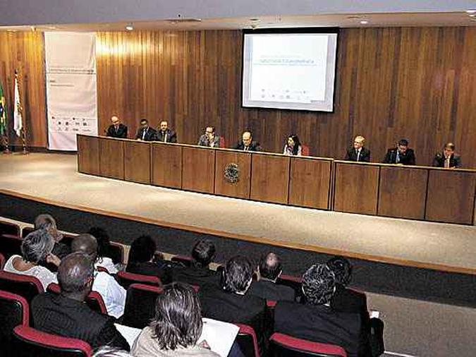 Discussões realizadas no MPDFT: ausência de marco regulatório dificulta a transparência nas entidades(foto: Camila de Magalhães/FAC/D.A Press) Discussões realizadas no MPDFT: ausência de marco regulatório dificulta a transparência nas entidades(foto: Camila de Magalhães/FAC/D.A Press)