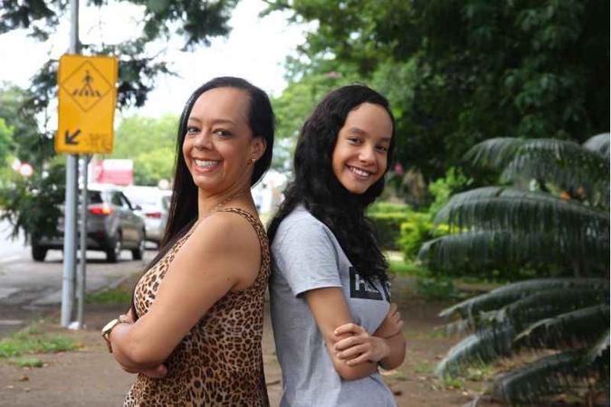 Giovanna, filha de Carla, deseja que a escola seja um espa�o de troca de ideias(foto: Barbara Cabral/Esp. CB/D.A Press )