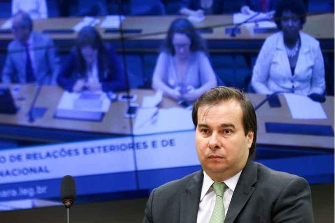 Maia: deputado está animado com a possibilidade de crescer nas pesquisas nos próximos meses, mas a guerra com Meirelles tensiona Planalto(foto: Marcelo Camargo/Agência Brasil) Maia: deputado está animado com a possibilidade de crescer nas pesquisas nos próximos meses, mas a guerra com Meirelles tensiona Planalto(foto: Marcelo Camargo/Agência Brasil)
