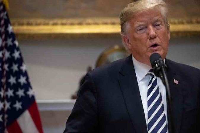 Trump também disse que, com a postura Trump também disse que, com a postura