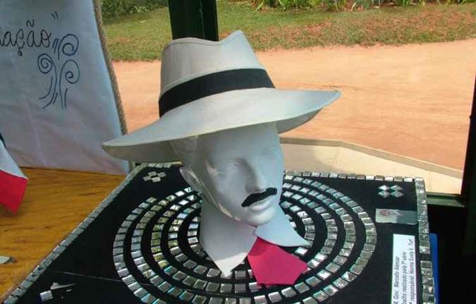 O modelo de chapéu leva o nome do país, mas a origem é equatoriana(foto: Fernando Souza/Esp. EM/D.A Press) O modelo de chapéu leva o nome do país, mas a origem é equatoriana(foto: Fernando Souza/Esp. EM/D.A Press)