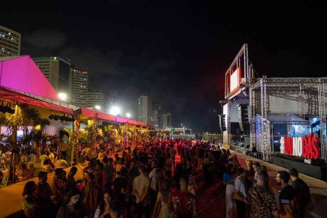 Em sua última edição presencial, em 2019, o DFB Festival reuniu 42.000 pessoas nos quatro dias de programação entre workshops, shows, feiras, entre outro(foto: Davi Magalhães/Divulgação) Em sua última edição presencial, em 2019, o DFB Festival reuniu 42.000 pessoas nos quatro dias de programação entre workshops, shows, feiras, entre outro(foto: Davi Magalhães/Divulgação)