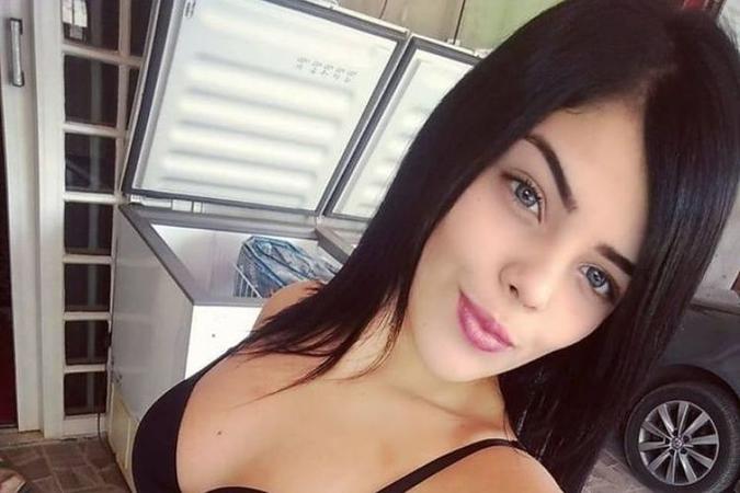 Gabrielly da Silva Miranda » Tinha 18 anos » Recém-formada no ensino médio » Casada com o suspeito e não tinha filhos » Morta com um tiro na cabeça » Crime ocorreu na Quadra 425 de Samambaia Norte(foto: Arquivo Pessoal) Gabrielly da Silva Miranda » Tinha 18 anos » Recém-formada no ensino médio » Casada com o suspeito e não tinha filhos » Morta com um tiro na cabeça » Crime ocorreu na Quadra 425 de Samambaia Norte(foto: Arquivo Pessoal)