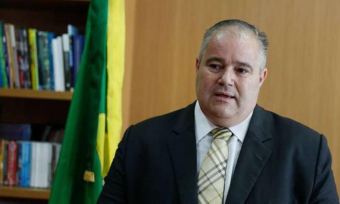 ''Tenho o maior respeito pelo ministro, mas não vou chancelar a censura'', disse Pires(foto: Mauro Vieira/Agência Brasil) ''Tenho o maior respeito pelo ministro, mas não vou chancelar a censura'', disse Pires(foto: Mauro Vieira/Agência Brasil)