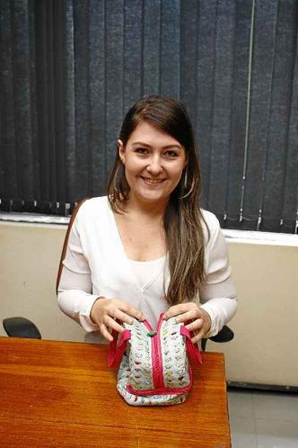 Jessica está emagrecendo com a low carb, combinada com treinos diários e o banimento dos industrializados(foto: Ana Rayssa/Esp. CB/D.A Press) Jessica está emagrecendo com a low carb, combinada com treinos diários e o banimento dos industrializados(foto: Ana Rayssa/Esp. CB/D.A Press)