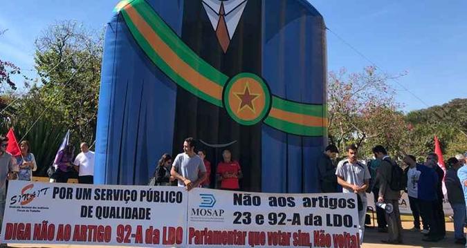 Artigos que mais incomodam servidores federais não devem ser alterados(foto: Ana Rayssa/Esp.CB/D.A Press) Artigos que mais incomodam servidores federais não devem ser alterados(foto: Ana Rayssa/Esp.CB/D.A Press)