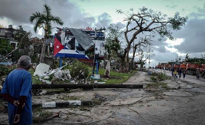 Um raro e poderoso tornado que atingiu Havana e deixou 172 feridos até o momentoAdalberto Roque / AFP Um raro e poderoso tornado que atingiu Havana e deixou 172 feridos até o momentoAdalberto Roque / AFP